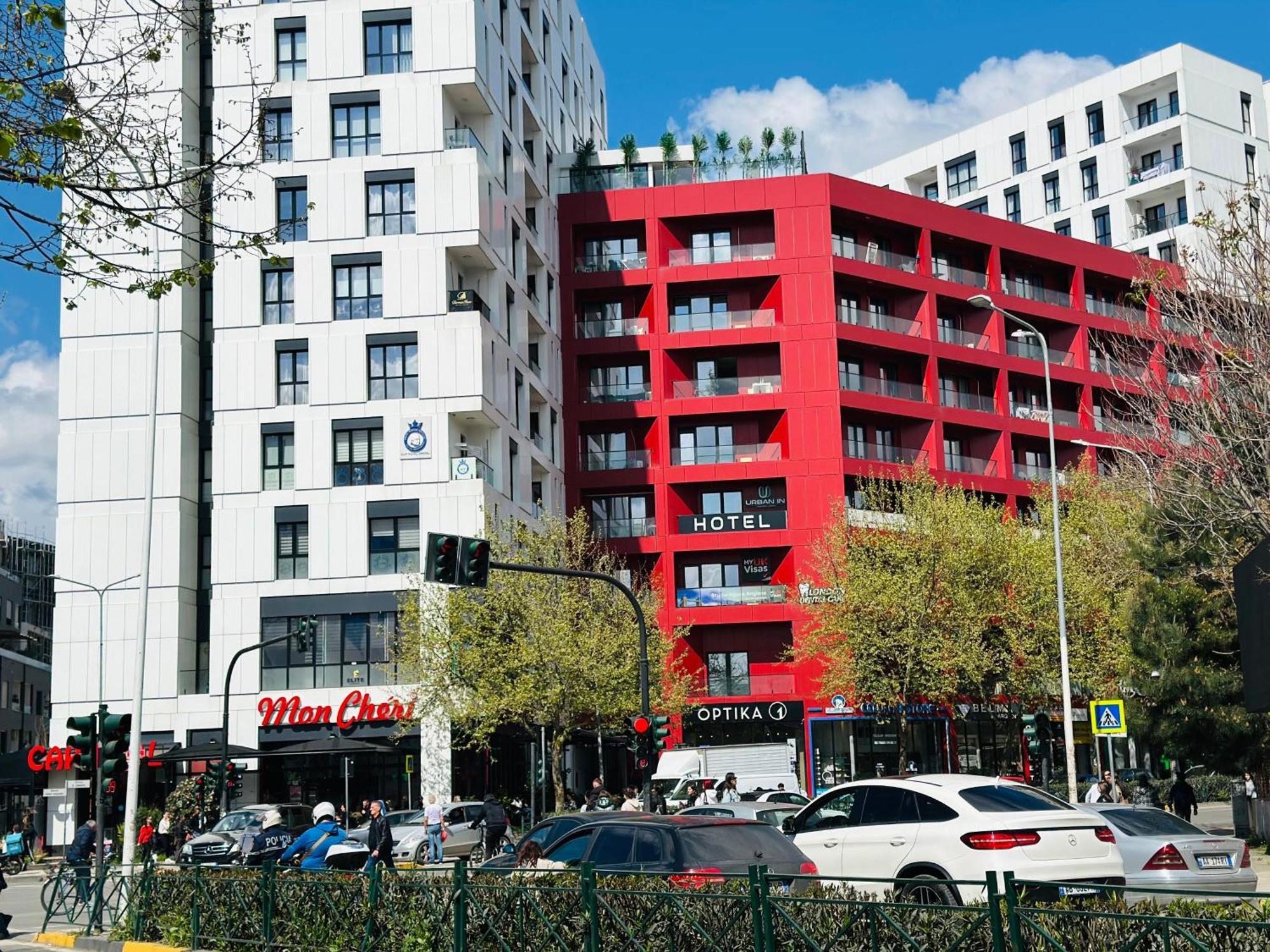 Bluemoon Retreat Hotel Tirana